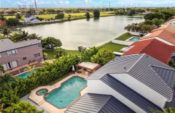 POOL AND LAKE VIEW