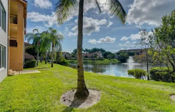 Fully furnished lake front
 condo on the 1st floor
 located in Mirabella Villas - available for annual or short term lease!