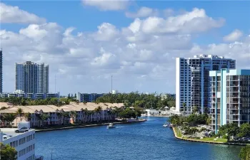 INTRACOASTAL AND CITY LIGHTS VIEW