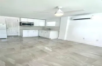 BRAND NEW KITCHEN W/ GLASS STOVE TOP