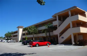 BUILDING;ELEVATOR IN CENTER;STAIRS EACH END;APT ON THIRD FLOOR