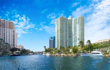 WATERGARDEN is directly located on the New River- just steps from the famous LAS OLAS BLVD