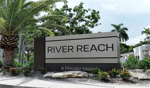 River Reach Island Condominium a gorgeous, gated waterfront community located in the very desirable downtown Fort Lauderdale neighborhood of Tarpon River.