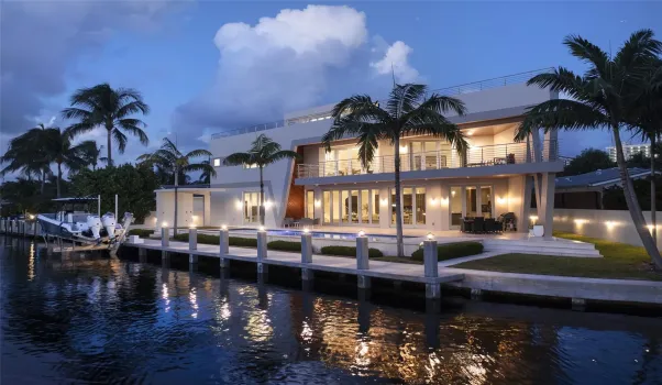 135± Ft Deepwater | 50± Ft Pool