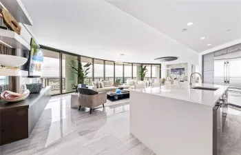 Incredible sweeping city, river, park & ocean views in this open flow condo