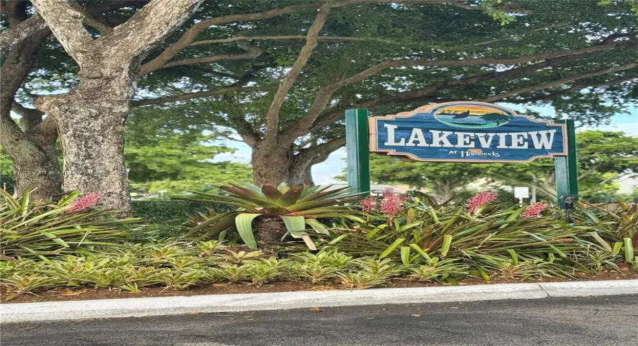 Entrance to Lakeview at the Hammocks