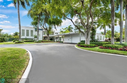 925 N Northlake Dr, Hollywood, Florida 33019, 5 Bedrooms Bedrooms, ,8 BathroomsBathrooms,Single Family,For Sale,Northlake Dr,F10326924