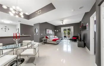 Welcome home to this fully furnished, turnkey & modern chic condo with all the best access to Las Olas Blvd + everything Fort Lauderdale has to offer!