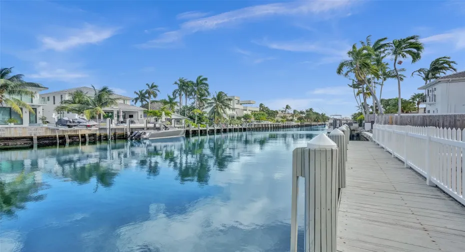 Poolside dock space for drop off and pick up