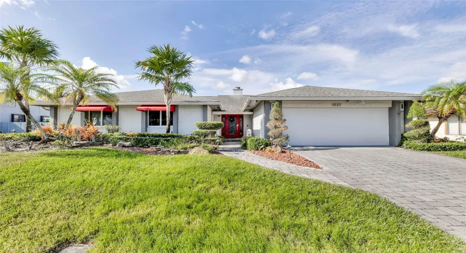 3 Bedroom / 2 Bath / 2 Car garage / Pool home on the water in Deerfield Beach