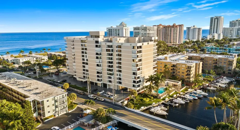 Emerald Tower sits on A1A (Ocean Blvd) with incredible ocean and intracoastal views!