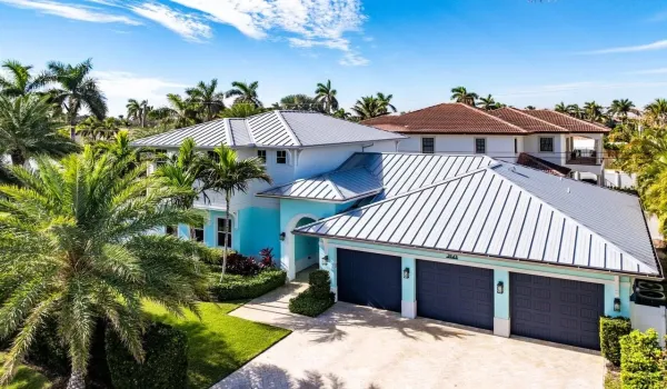 Exterior featuring 3 car garage