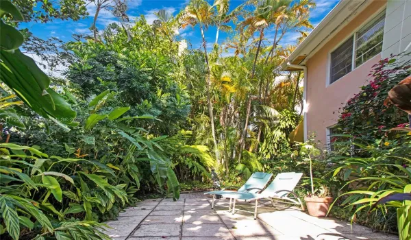 Private Oasis in South Beach