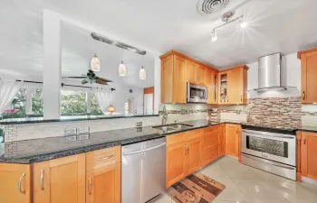 Gorgeous Upgraded Kitchen