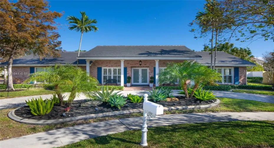 Gorgeous Curb Appeal