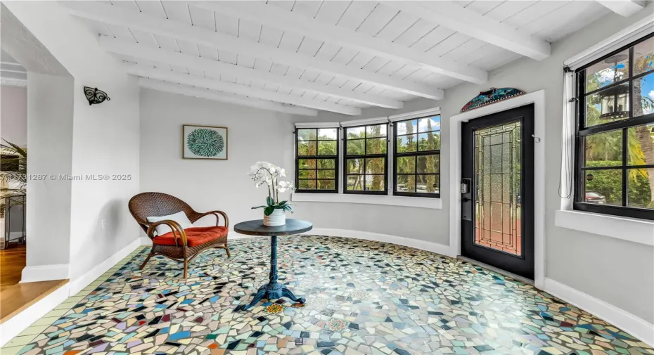 Foyer w historical 1941 tiles