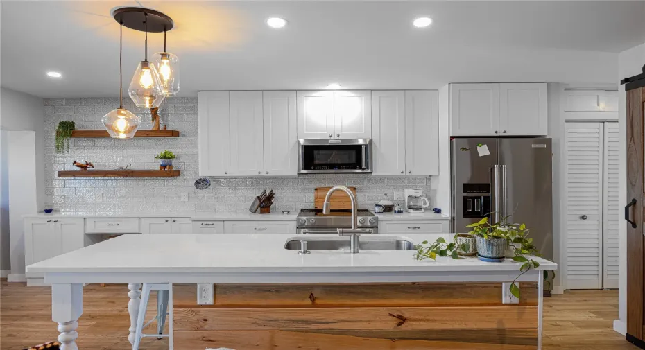 Modern kitchen