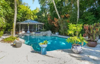 Main House large screened in Private patio