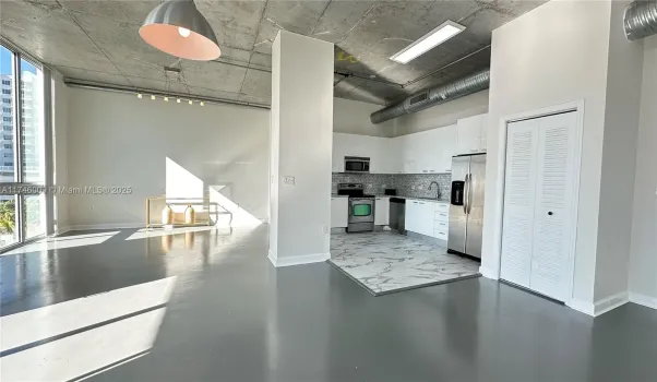 OPEN LOFT