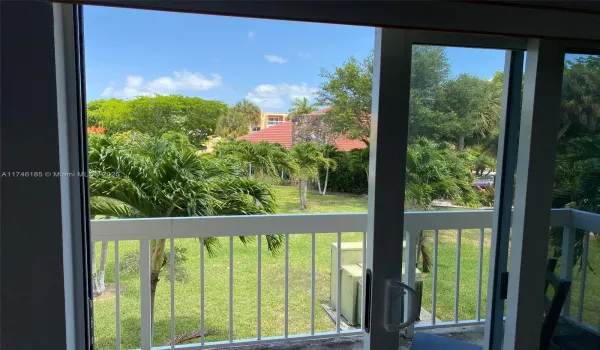 Balcony facing the Garden