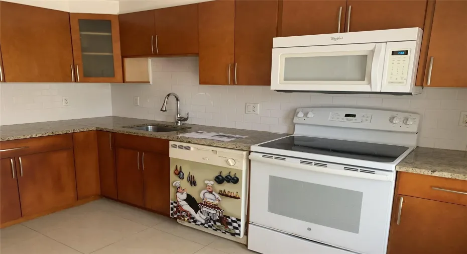 Spacious Kitchen -2BR 2Bath