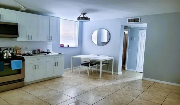 OPEN LAYOUT
