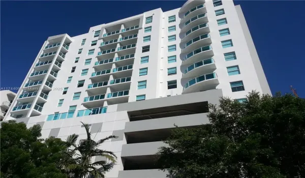 EXTERIOR BUILDING​​‌​​​​‌​​‌‌​‌‌​​​‌‌​‌​‌​‌​​​‌​​ FRONT