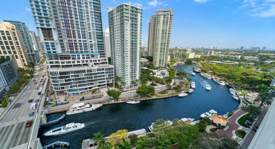 WOW! UNOBSTRUCTED OCEAN & RIVER VIEWS FROM THIS OPEN BALCONY