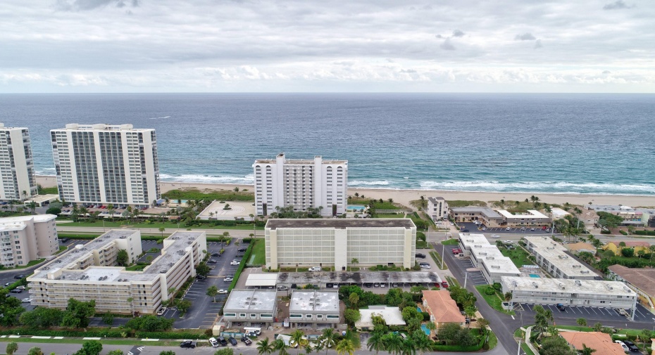 3051 S Ocean Boulevard Unit 6060, Boca Raton, Florida 33432, 2 Bedrooms Bedrooms, ,2 BathroomsBathrooms,Condominium,For Sale,Ocean,6,RX-10905955