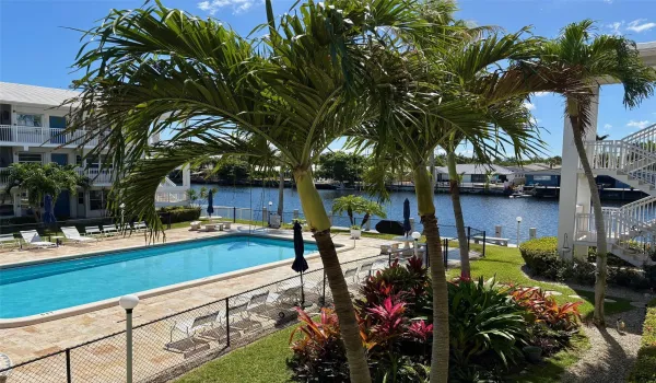 Beautiful Middle River side setting.