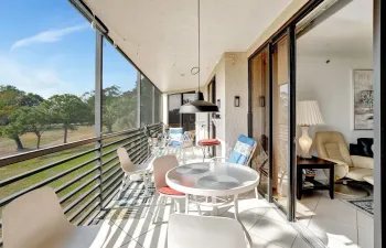 Oversized Screened Terrace