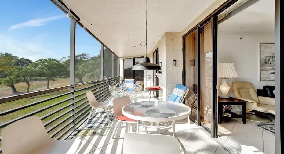Oversized Screened Terrace