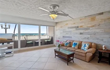 SPACIOUS LIVING AREA