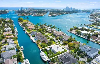 Stunning view of the waterway in the Rio Vista neighborhood
