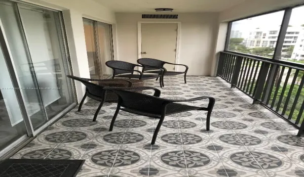 Owner completely remodeled the unit.