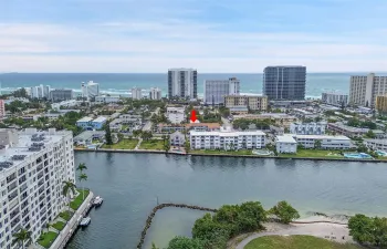 Your condo is 1 block from the Ocean w/PUBLIC BEACH ACCESS, across the street from Intracoastal & the WATER TAXI, between 14th Street and Atlantic Blvd. **PLUS** Walk to the Marriott to visit guests or Dine/Drink at the Seaside Grill both of which are 1 block away. 