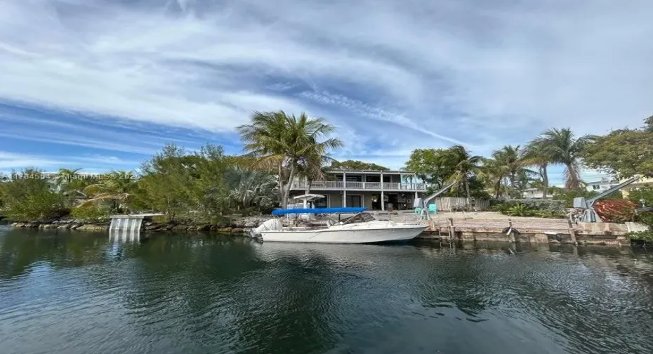 165' Waterfront Corner Lot