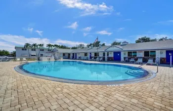 Fabulous Community Pool