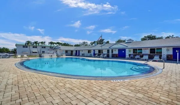 Fabulous Community Pool