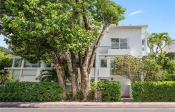 Townhouse For Sale