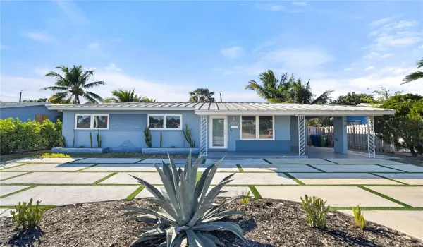 Welcome home! Check out this modern front yard!