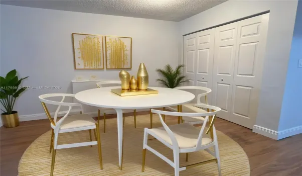 Virtual Staging Dining Room