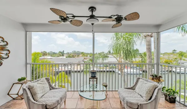 Screened balcony overlooking the water